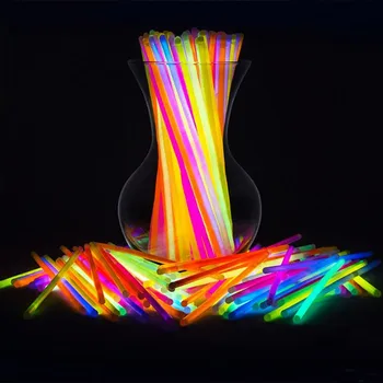 100PCS Festa de Fluorescência de Luz Varas do Fulgor Colares Neon Coloridos Brilhantes, Pulseiras para a Festa de Casamento Festival de Concertos de Suprimentos