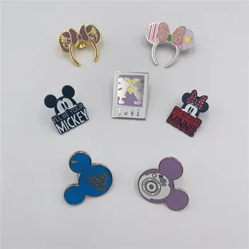 Disney Broche de desenho animado Mickey e Minnie Beijo Emblema de Metal Bolsa de Moda Acessórios Pin de Lapela para Meninos, Meninas e Crianças